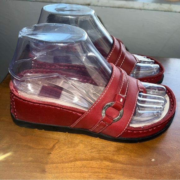 American Eagle Sandals Womens 5M Red Leather Vintage Platform Flip Flop Thong - Picture 6 of 11